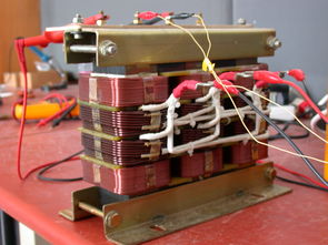 機械設(shè)計與制造 3kW三相穩(wěn)壓逆變電源與HT3117純正弦逆變芯片技術(shù)解析